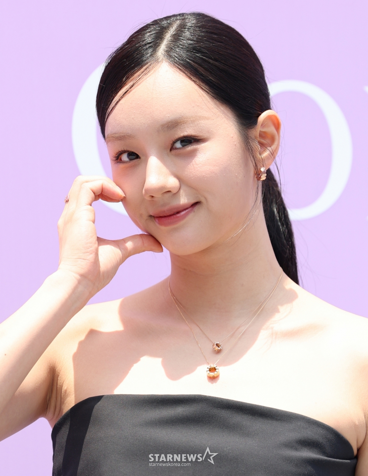 (서울=뉴스1) 권현진 기자 = 배우 혜리가 18일 서울 성동구 MM성수에서 열린 골든듀 ‘듀이터널스 & 펄시피아’ 팝업행사에 참석해 포즈를 취하고 있다. 2025.6.18/뉴스1 Copyright © 뉴스1. All rights reserved. 무단 전재 및 재배포, AI학습 이용 금지. /사진=(서울=뉴스1) 권현진 기자