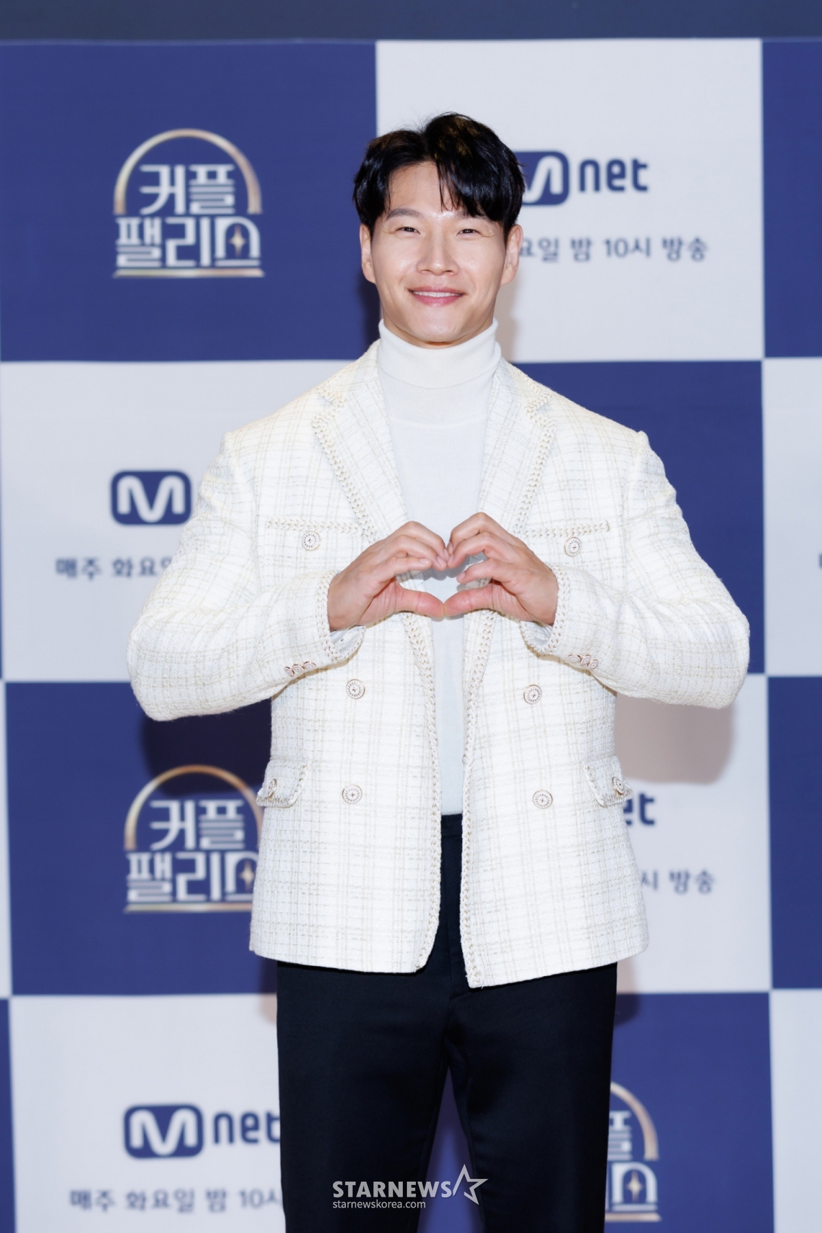 가수 김종국이 2024년 1월 30일 오전 온라인으로 진행된 엠넷 '커플팰리스' 제작발표회에 참석해 포즈를 취하고 있다. / 사진제공 = 엠넷 /사진=김창현