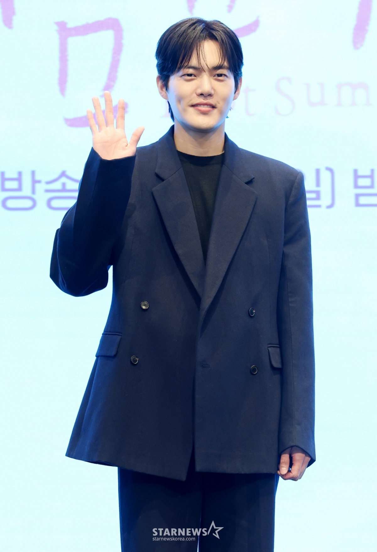 배우 김건우가 29일 서울 영등포구 더세인트에서 진행된 KBS 2TV 토일드라마 '마지막 썸머' 제작발표회에 참석해 포즈를 취하고 있다. /2025.10.29 /사진=김휘선 hwijpg@