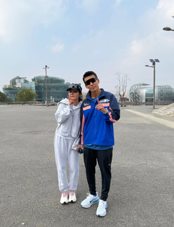 =照片=韩佳人个人账号。