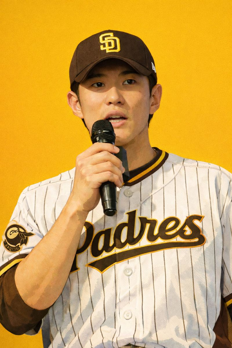 A composite photo of the San Diego Padres uniform by Song Sung-moon. /Photo = Artificial intelligence (AI) generative image (using the photo of Kim Jin-kyung waiting for star news)