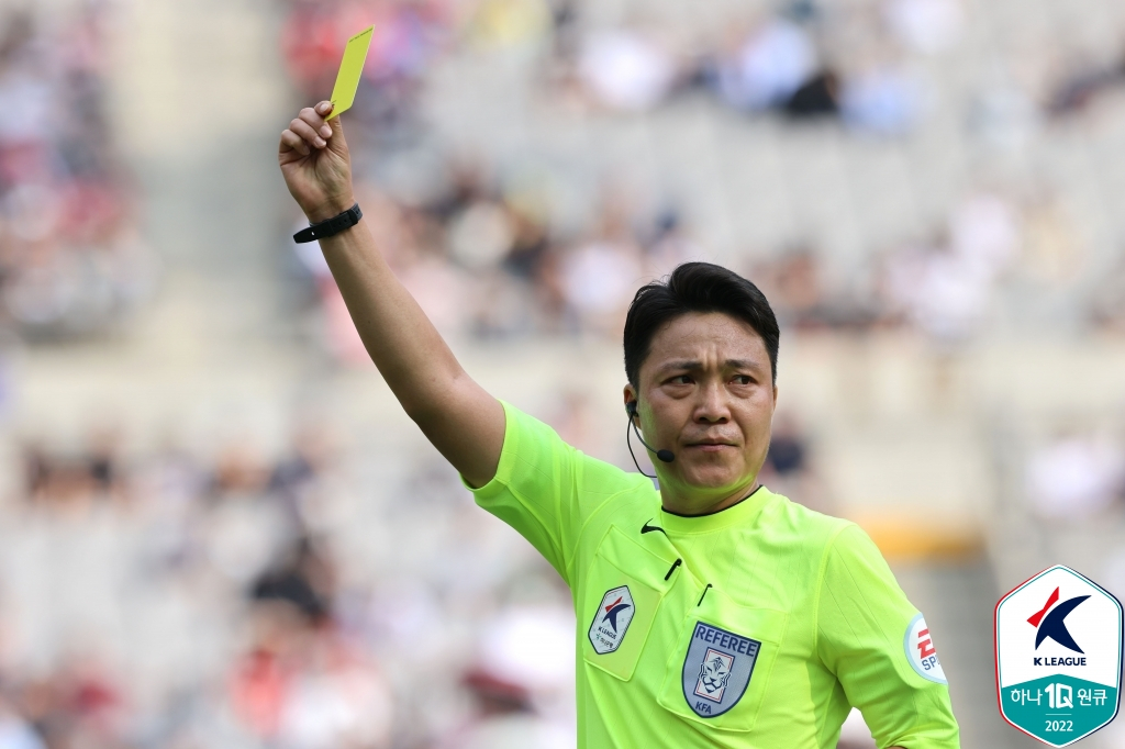 Lee Dong-joon, chairman of the Korea Professional Football Judgment Council. /Photo = Courtesy of the Korea Professional Football Association