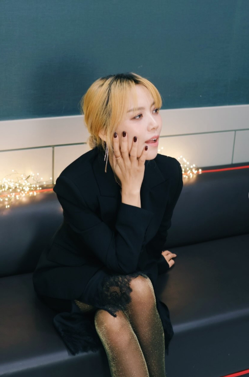 Photo = Sohyang Instagram