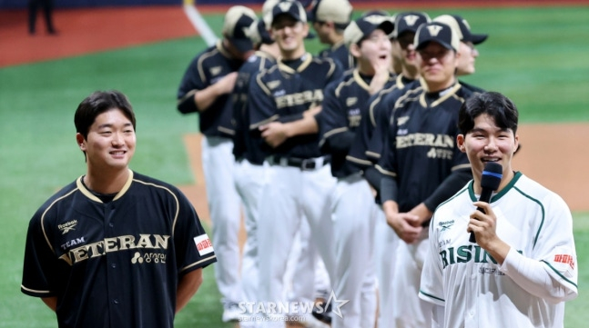 =高禹锡（左）和金惠成。