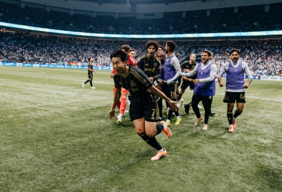 今年11月，孙兴慜在加拿大温哥华BC Place举行的美国职棒大联盟(MLS)杯季后赛(PO)半决赛(8强)中，凭借任意球扳平比分。 =照片:洛杉矶FC官方社交网络服务(SNS)
