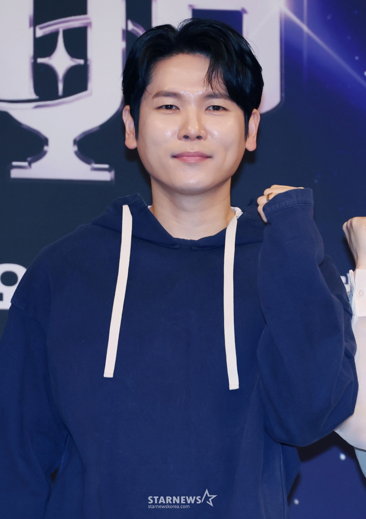 Producer Lee Hong-hee poses at the production presentation of the entertainment program "Bale Cup" held at SBS in Mok-dong, Yangcheon-gu, Seoul on the afternoon of the 9th. The Bild Cup, a global expansion of the Bild Musician, which draws attention from the planning stage under the title of "The World's Fairest Audition," which competes only with voices, is a vocal national competition in which the top three selected from nine Asian countries, including South Korea, China, Japan, the Philippines, Thailand, Indonesia, Vietnam, Mongolia and Laos, are competing with the pride of the country. /2026.01.08 / Photo = Lee Dong-hoon photoguy@