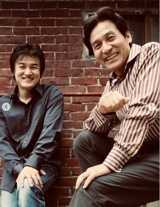 =朴重勋 高安圣基。