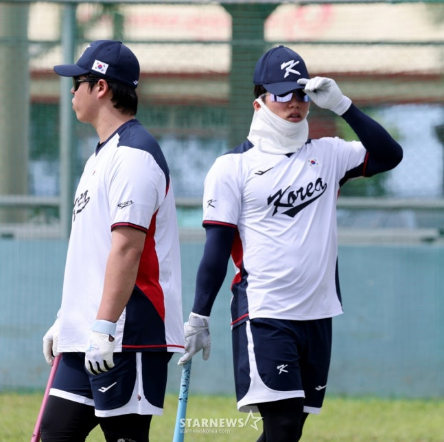 Kim Hye-sung (right). /Photo = Senior Reporter Kang Young-jo