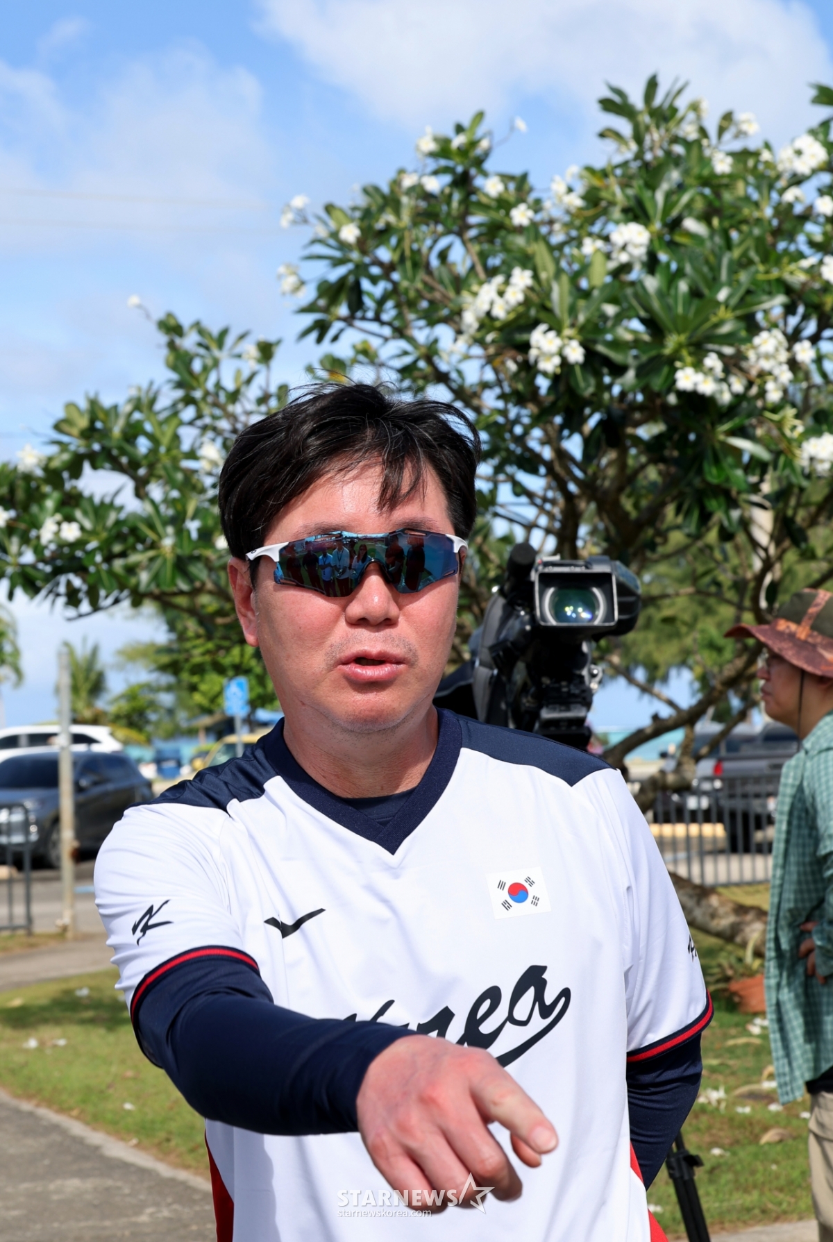 [Photo] Director Ryu Ji-hyun who knows the joy of communication | STARNEWS