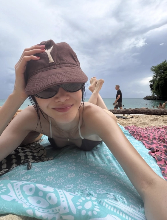 /Photo = Yoon Hye-jin Instagram