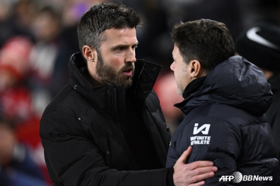 Michael Carrick (left). /AFPBBNews=News1