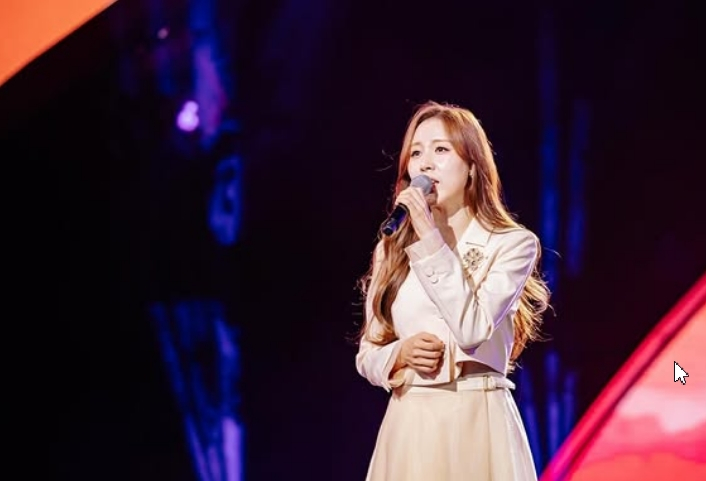 =照片:简美妍SNS