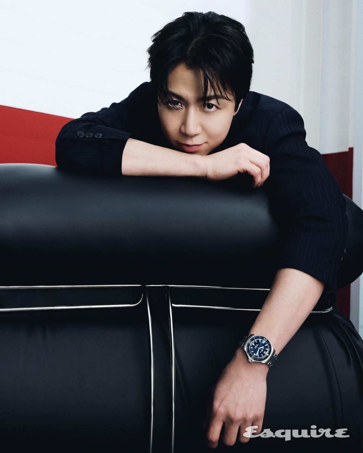 =图为，安倍晋三和埃斯奎尔联袂出演该节目。