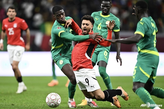 =塞内加尔队与埃及队的国家杯比赛。