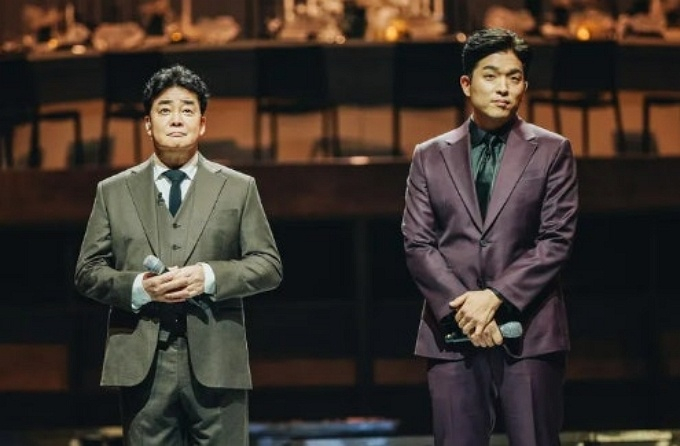 Слева направо: Пэк Чен Вон, Ан Сон Чжэ / Фото=Netflix