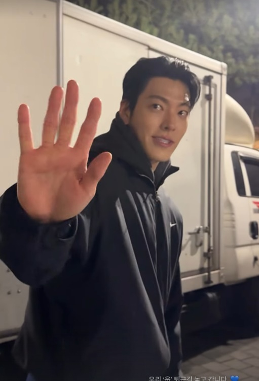 =照片=金宇彬个人账号。