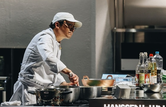 Người chiến thắng 'Đầu bếp trắng đen 2' Choi Kang Rok Chef / Ảnh = Netflix