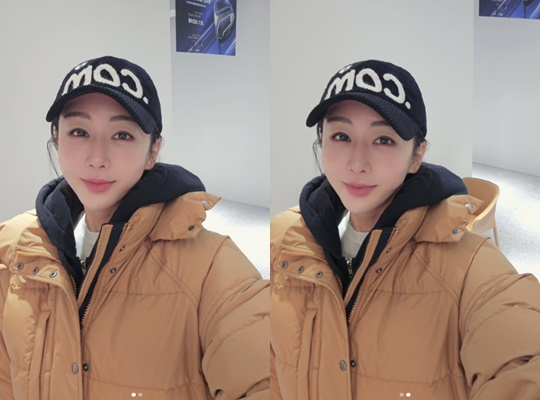 /Ảnh = Tài khoản cá nhân của Hàn Quốc và Anh