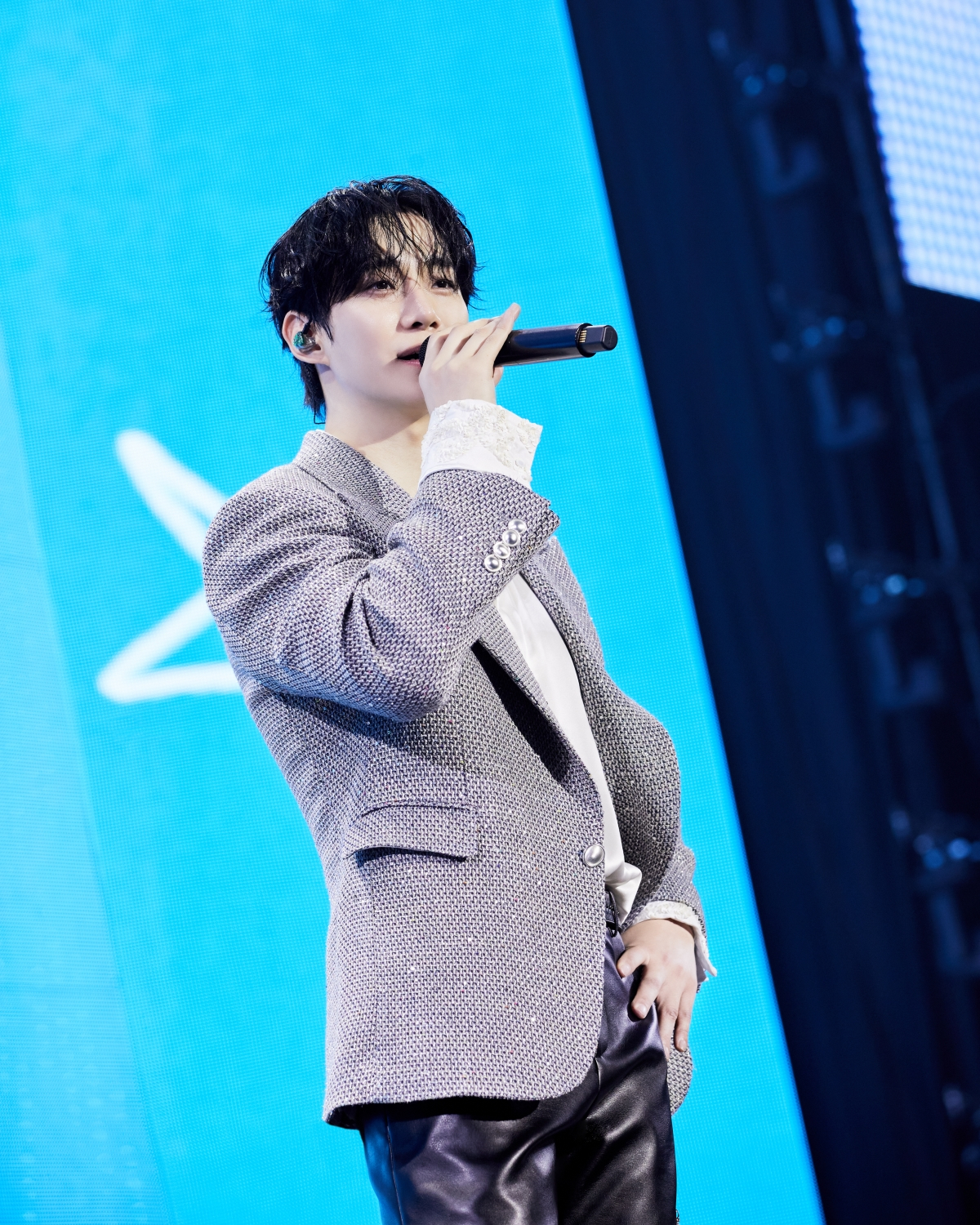 /Photo = O3 Collective