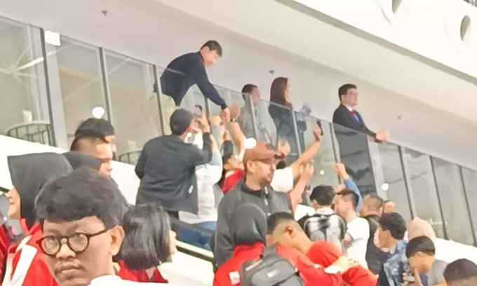 27日（韩国时间），在印度尼西亚雅加达印度尼西亚竞技场举行的2026亚洲足球联盟（AFC）室内足球亚洲杯小组赛A组第1轮韩国队与印度尼西亚队的比赛上，主教练申台龙来到了现场。 =照片=elsynta社交媒体截图。