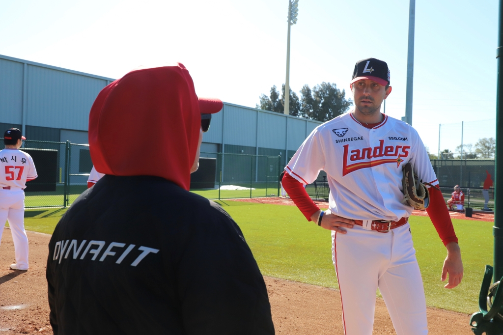 SSG Landers new foreign pitcher Anthony Benigniano. /Photo = Courtesy of SSG Landers 