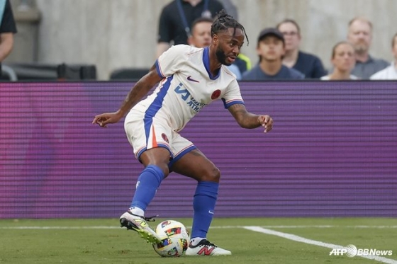 运球练习。 =法新社BBNews=新闻1。