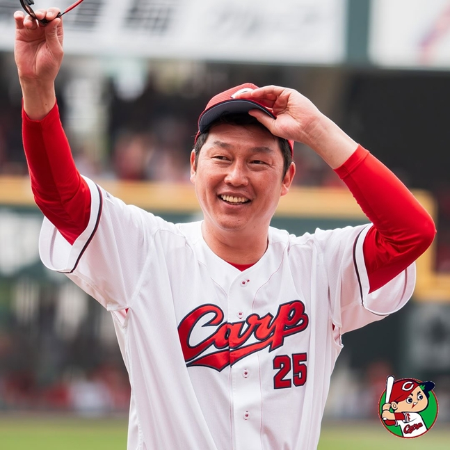 Director Takahiro Arai. /Photo = Hiroshima Club's official SNS