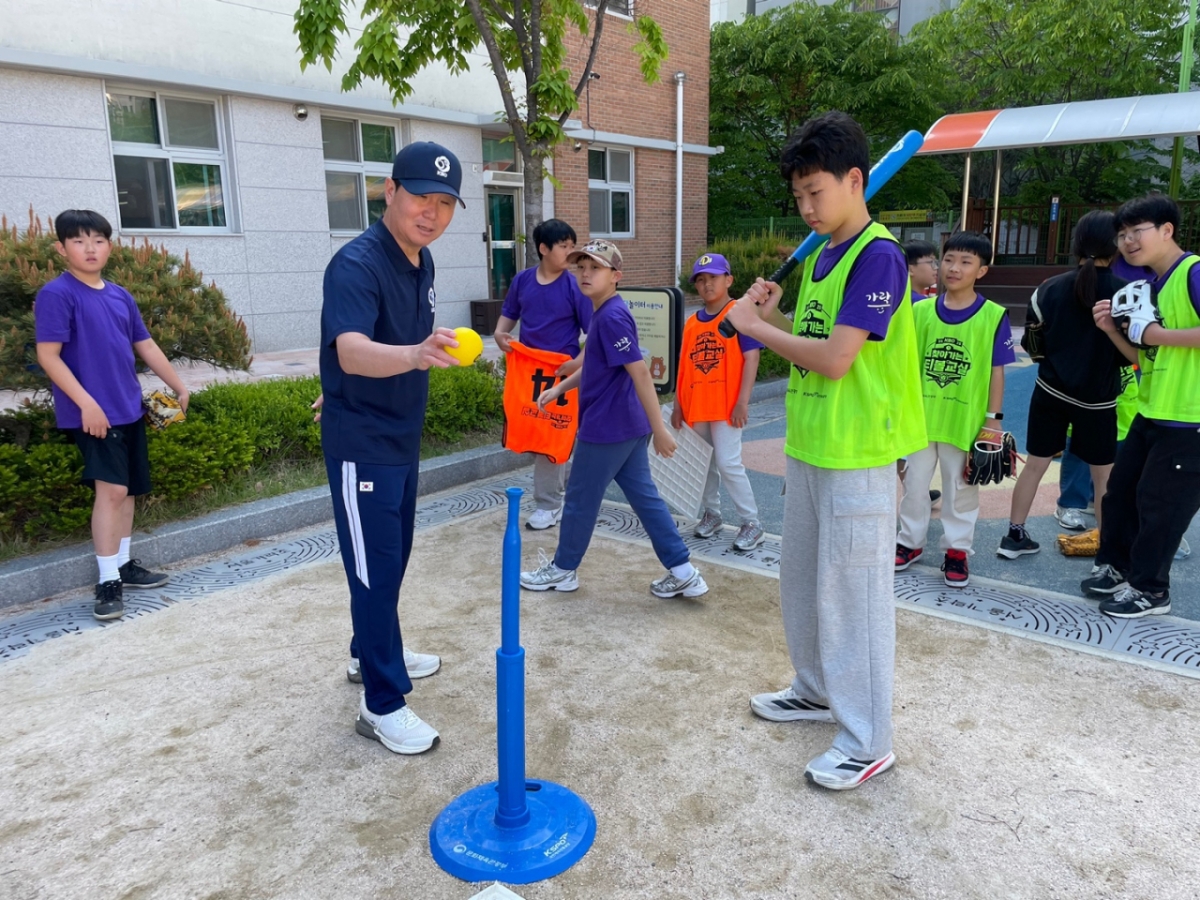 T-ball class in 2025 KBO. /Photo = Courtesy of KBO