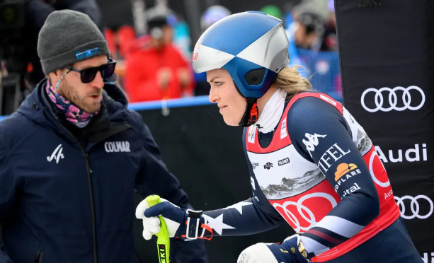 马特·蒙森。 =照片=《太阳报》结束。