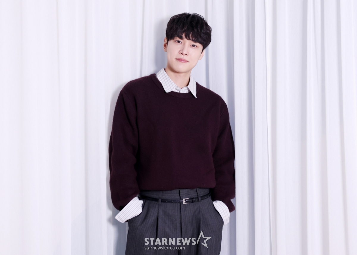 ="AAA 2025"主题奖获奖演员康裕锡。