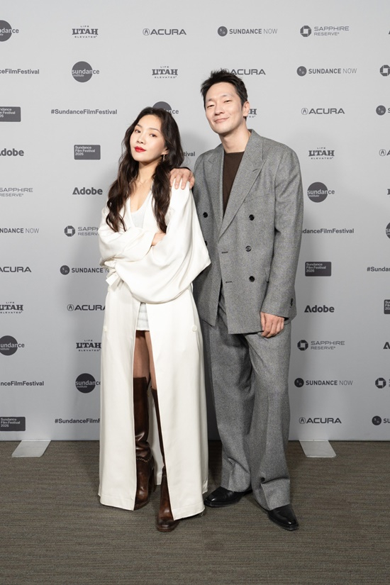 Choi Hee-seo Son Seok-gu / Photograph = Zimo Brian Jin