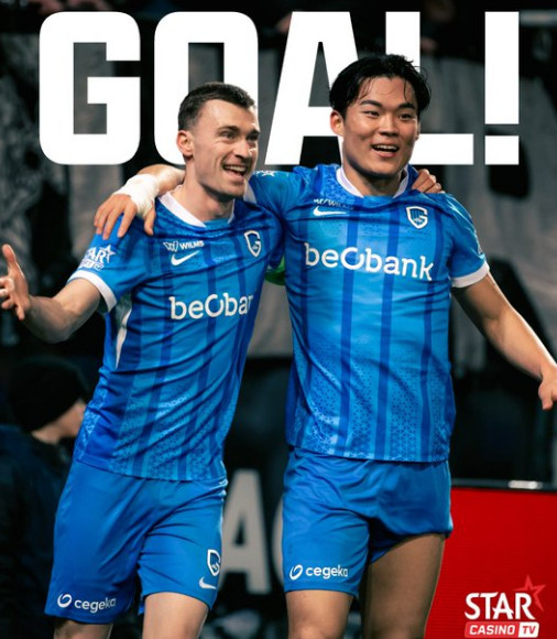 Genk striker Oh Hyun-kyu (right). /Photo = Hunk's official SNS farewell