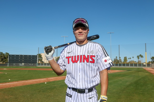 LG Chun Sung-ho poses at the 2026 LG Spring Camp in Scottsdale, Arizona in February. /Photo = Courtesy of LG Twins