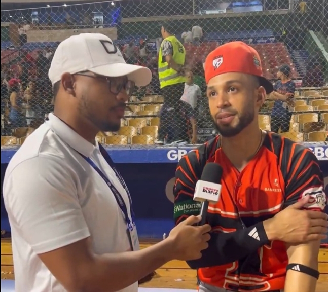 今年1月6日、試合を終えた後、台湾行きについて直接明らかにしているリベラト（右）。 /写真=デヴィッド·アルカンタラ記者のSNSキャプチャー