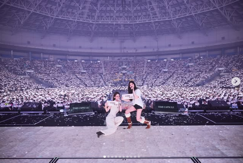 =照片:Davichi姜敏京SNS