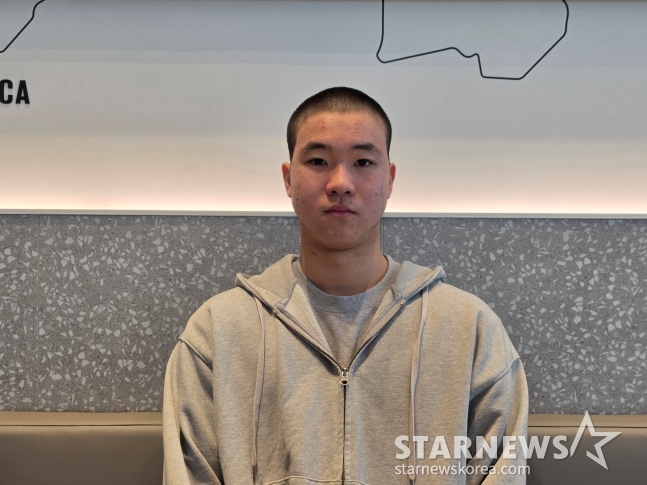 Yoo Shin-go Lee Seung-won met with Star News on the 4th and responded to the interview. /Photo = Reporter Kim Dong-yoon 