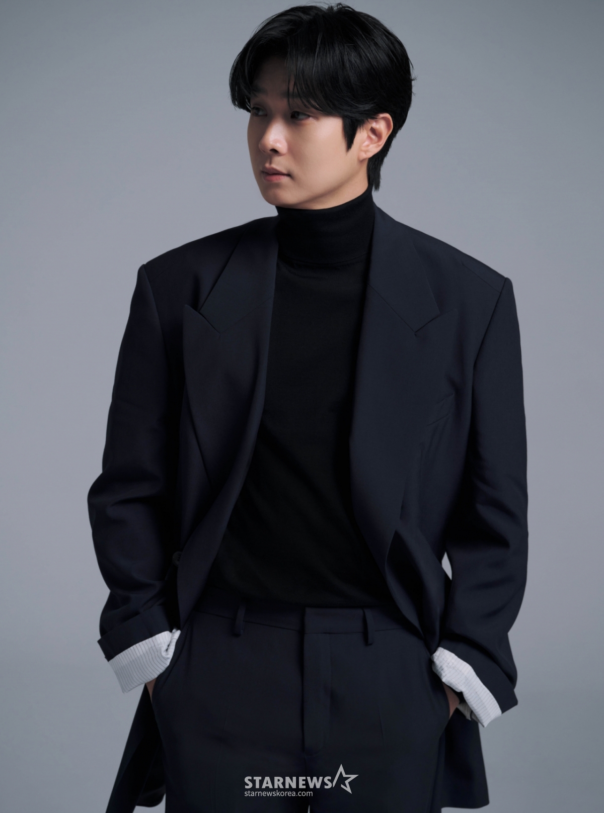 Choi Woo-sik, the main actor of the movie "Number One," poses for a round interview on the 3rd. /Photo provided =By4M Studio 2026.02.03 /Photo by Lee Dong-hoon =photoguy@