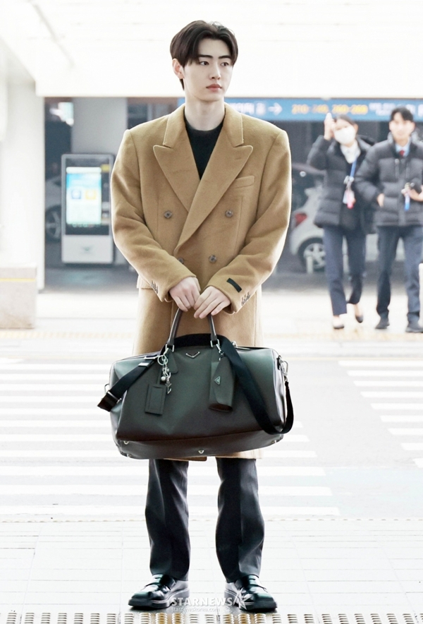 Sunghoon Departing for the Torch Relay / Photographer Im Sung-kyun 