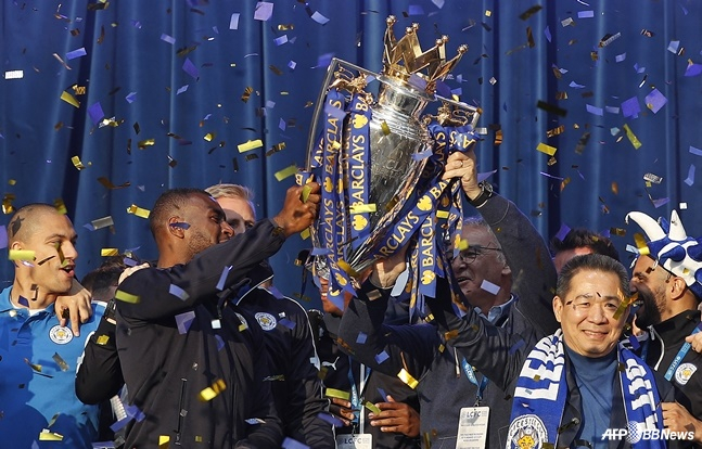 莱斯特城英格兰足球超级联赛(EPL)夺冠当时。 =法新社BBNews=新闻1。