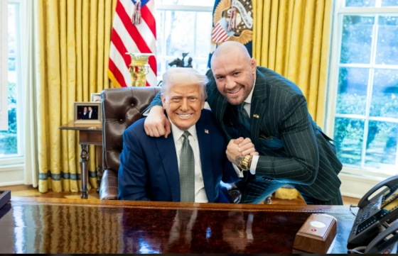 U.S. President Donald Trump (left) and Conor McGregor. /Photo = Compilation of the official website of the White House