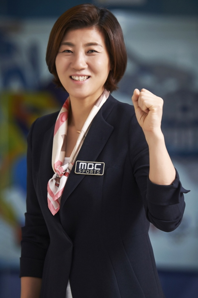 Jang Yoon-hee, current coach of the volleyball team at Jungang Girls' High School, who served as a commentator during the 2016 Rio Olympics. /Photo = Courtesy of MBC