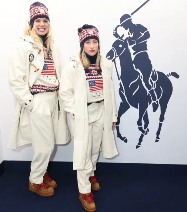 Sofia Kirkby, center, participating in the 2026 Winter Olympics in Milan and Cortina D'Ampezzo. /Picture = More finish