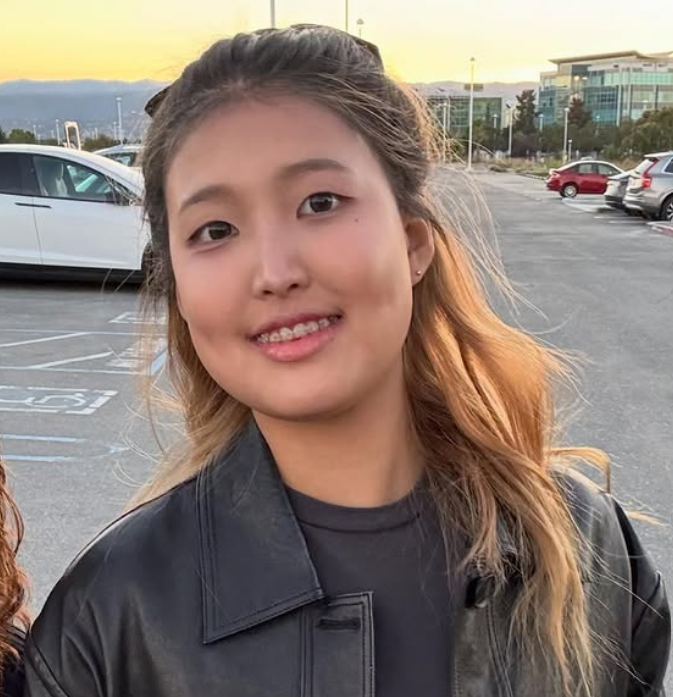 Photo = Hong Jin-kyung Instagram