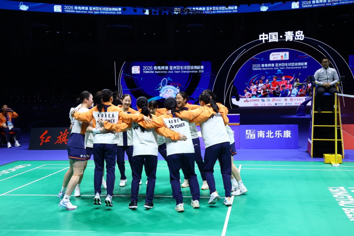 Korean women's badminton team players are delighted to win the 2026 Asian Men's and Women's Badminton Team Championship's final after defeating China 3-0 for the first time ever. /Photo = Courtesy of the Asian Badminton Federation and the Korea Badminton Association