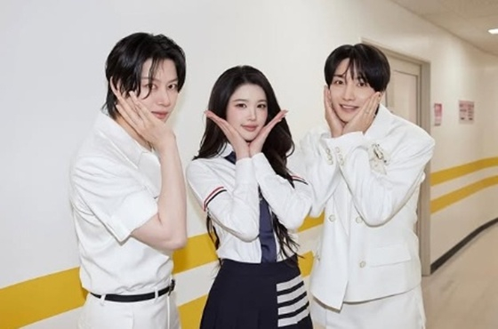 Heechul Kim, Ana, Leeteuk / Photo = Leeteuk SNS