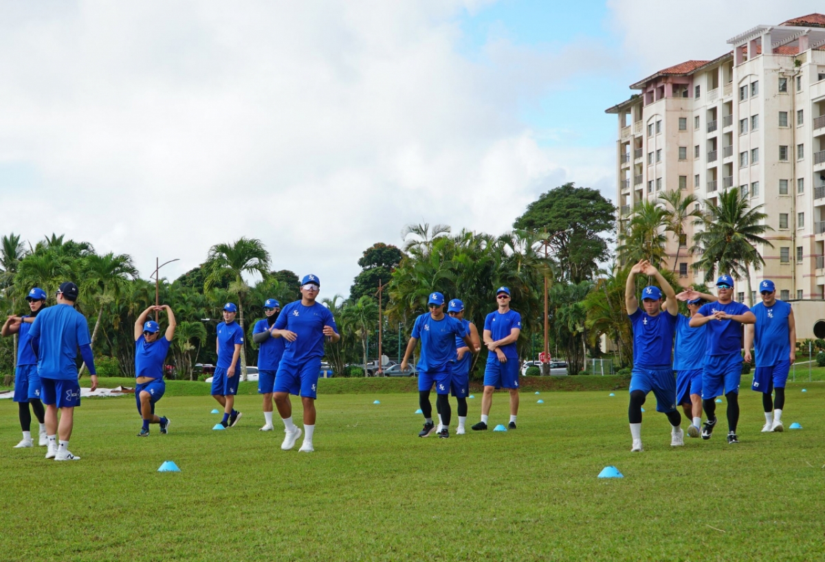 Samsung Lions players' training in Guam. /Photo = Courtesy of Samsung Lions