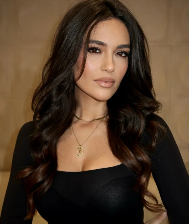 Eva Murati / Ảnh = Galmuri The Sun