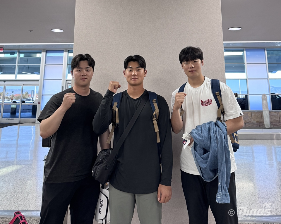 (From left) NC Dinos catchers Kim Hyung-joon, Kim Joo-won, and Kim Young-kyu. /Photo = Courtesy of NC Dinos