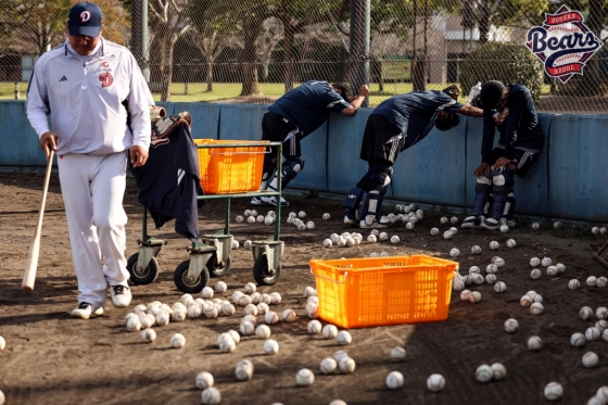 Doosan catcher's Miyazaki finishing camp training. /Photo = Courtesy of Doosan Bears