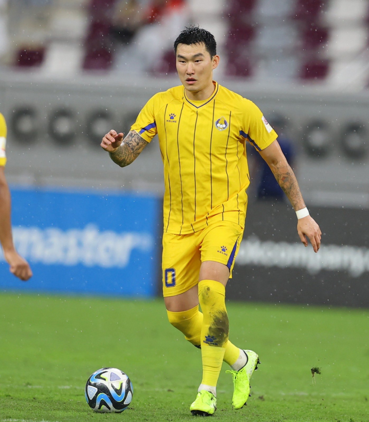 他就是阿尔加拉帕队中后卫张贤洙。 =照片=卡塔尔明星联赛SNS截图。